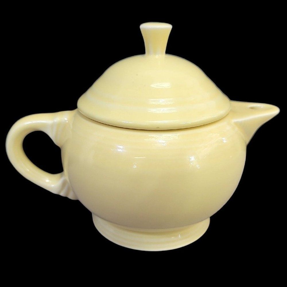 Fiestaware My First Fiesta HLC Yellow Child's Teapot & Lid 2‎ Cup Retired